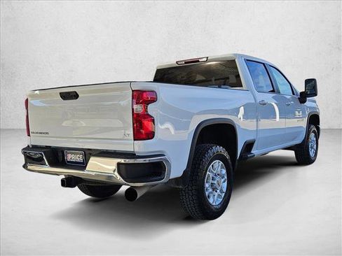 Used 2024 Chevrolet Silverado 2500 LT image 5