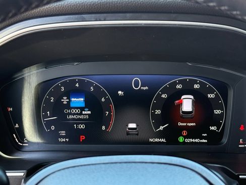 Certified 2024 Honda Pilot Elite image 19
