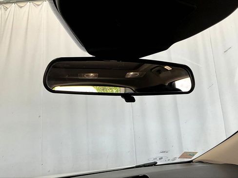 Used 2020 Ford Escape SE Sport image 16