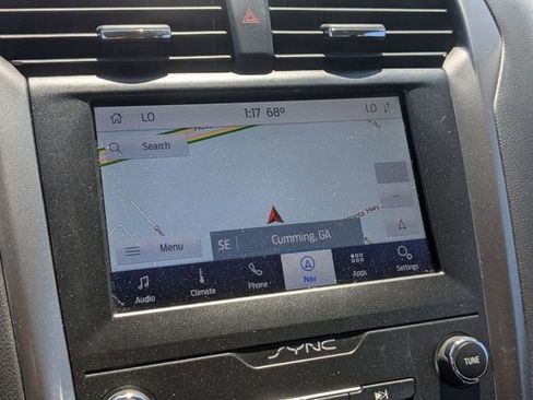 Certified 2020 Ford Fusion SE FWD image 16