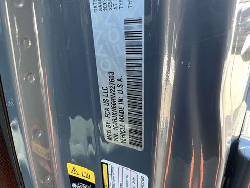 Used 2024 Jeep Wrangler Sport S w/ Convenience Group image 16