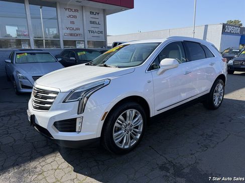 Used 2019 Cadillac XT5 Premium Luxury AWD/4WD image 3