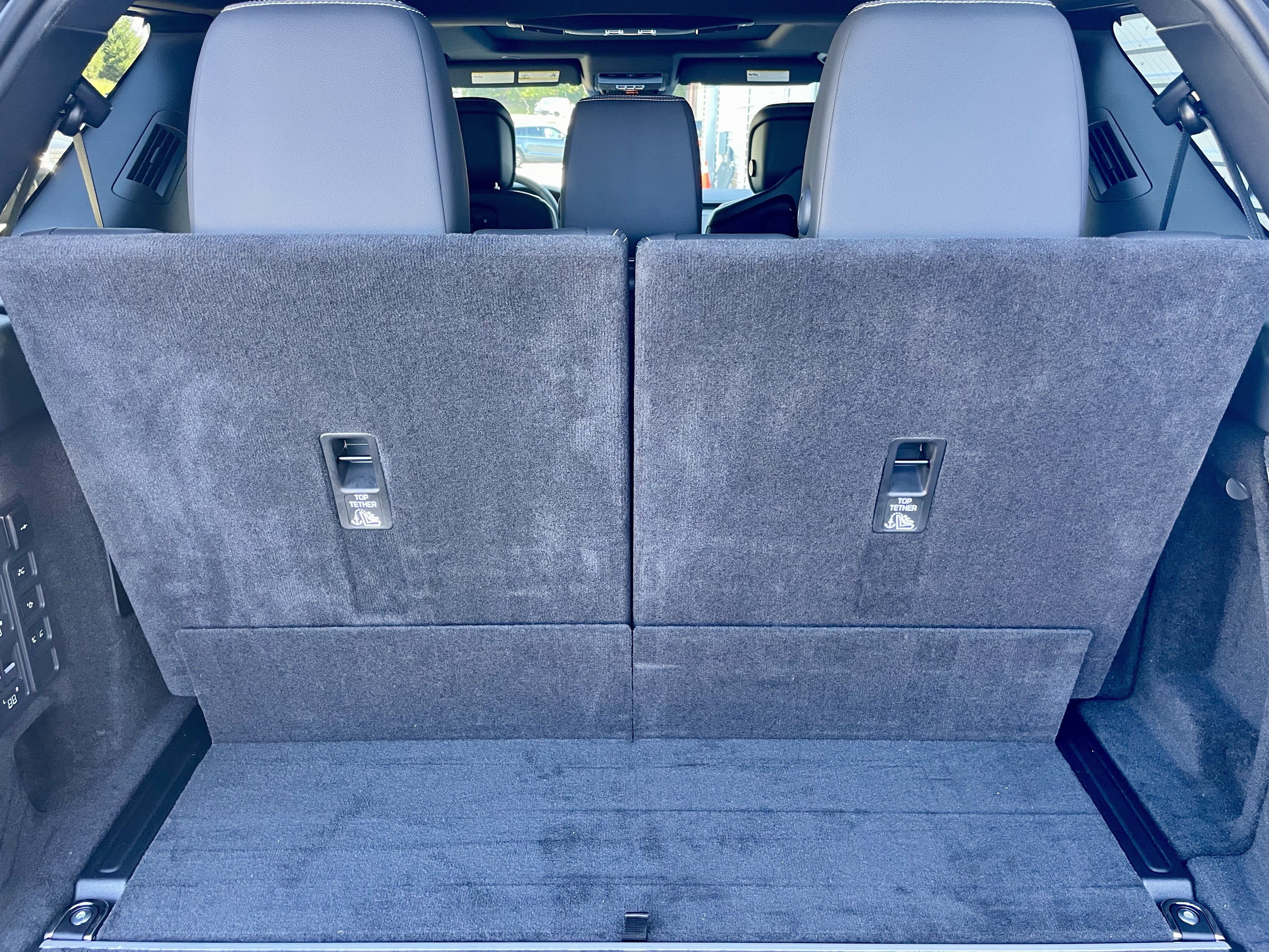 New 2026 Land Rover Discovery Dynamic SE AWD/4WD image 39