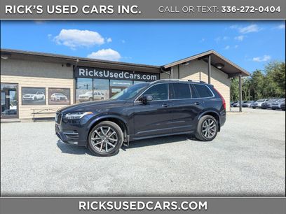 Used 2019 Volvo XC90 T5 Momentum w/ Multimedia Package