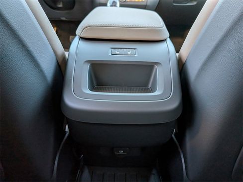 New 2026 Volvo XC60 B5 Plus w/ Protection Package Premier image 4