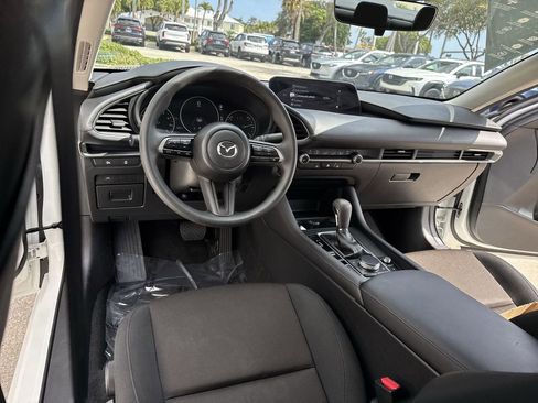 Used 2025 MAZDA MAZDA3 s image 36