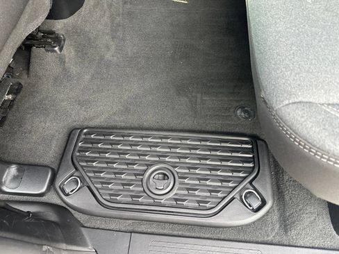Used 2023 RAM 1500 Big Horn AWD/4WD image 14