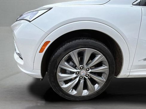 Used 2025 Buick Envista Avenir image 9