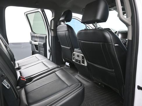 Certified 2021 Ford F250 Lariat w/ Lariat Value Package image 12