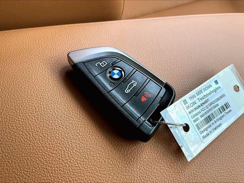 Certified 2025 BMW 330i Sedan image 15