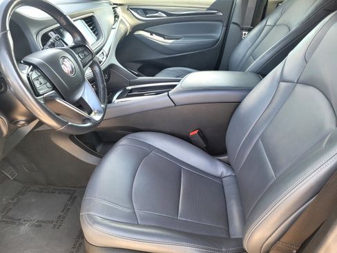 Used 2024 Buick Enclave Premium image 12