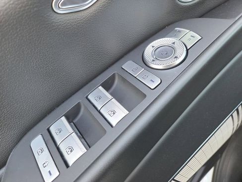 Used 2021 Genesis G80 2.5T w/ Prestige Package image 10