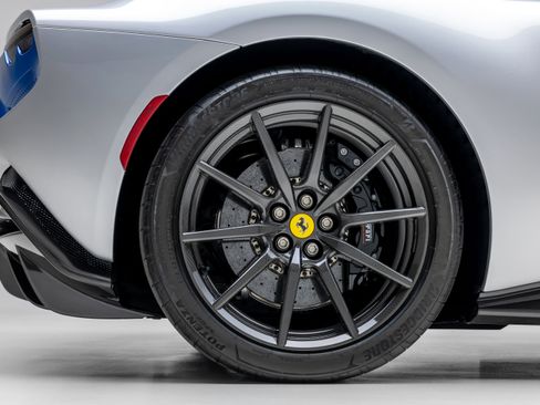 Used 2023 Ferrari 296 GTS image 18