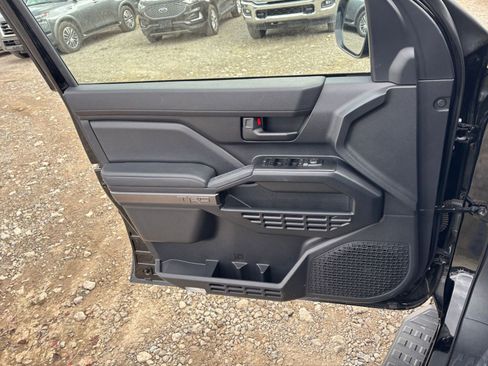 Used 2025 Toyota 4Runner SR5 image 20