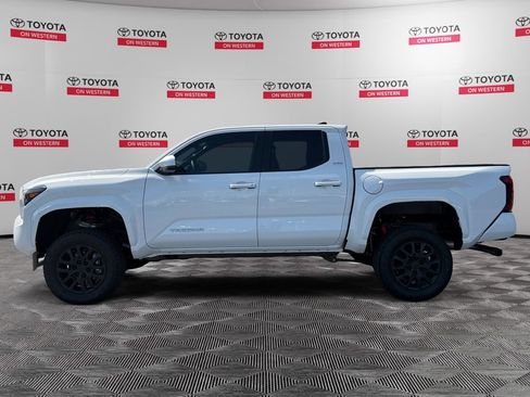Used 2026 Toyota Tacoma SR5 AWD/4WD image 6