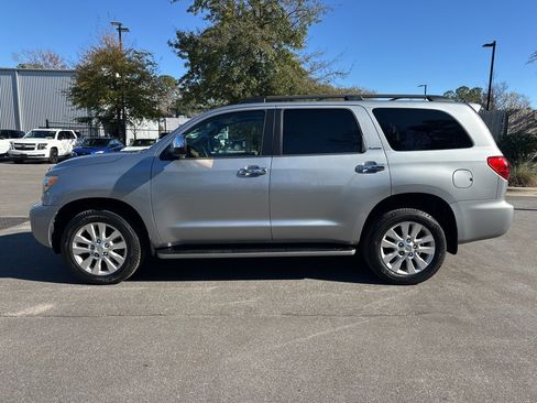Used 2016 Toyota Sequoia Platinum image 4