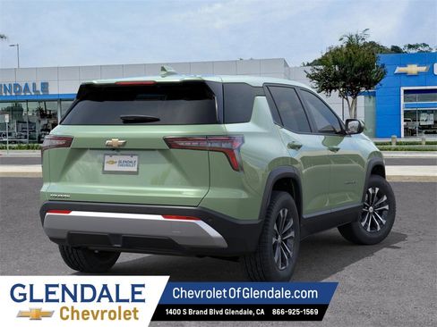 New 2026 Chevrolet Equinox LT image 4