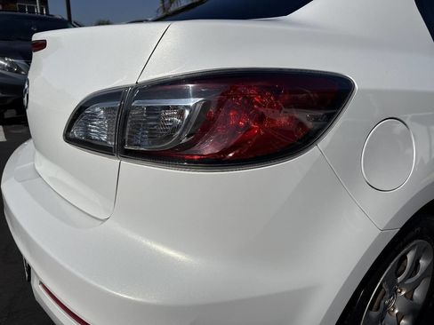 Used 2012 MAZDA MAZDA3 i Sport image 27