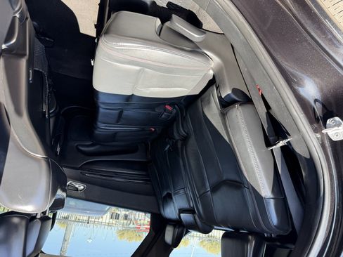 Used 2012 Dodge Durango R/T w/ Leather Interior Group AWD/4WD image 17