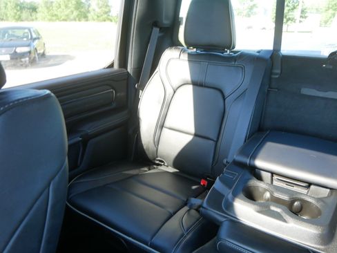 Used 2024 RAM 1500 Limited AWD/4WD image 12