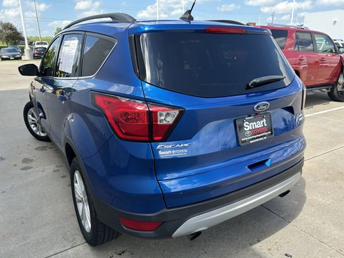 Used 2019 Ford Escape SEL AWD/4WD image 4
