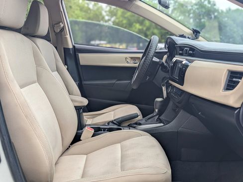 Used 2014 Toyota Corolla LE FWD image 24