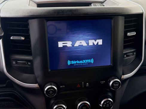Used 2024 RAM 2500 Big Horn w/ Off Road Package AWD/4WD image 18