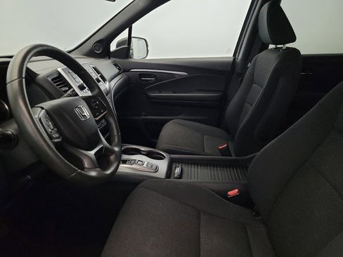 Used 2019 Honda Passport Sport image 17