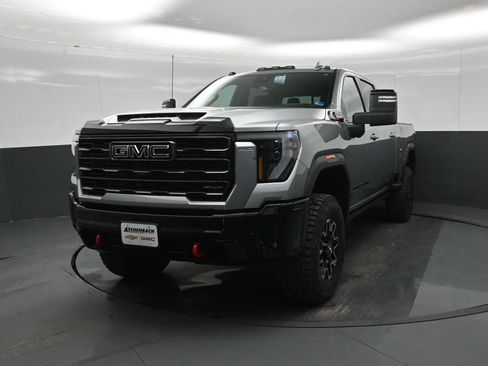 New 2026 GMC Sierra 2500 AT4X w/ LPO, Black Badging Package image 7
