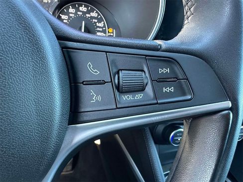 Used 2019 Alfa Romeo Stelvio Ti image 33