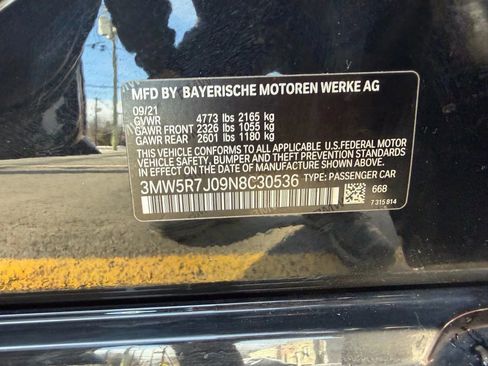 Used 2022 BMW 330i xDrive Sedan w/ Driving Assistance Package image 31