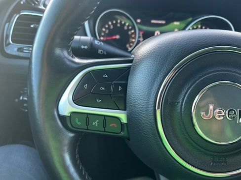 Used 2019 Jeep Compass Limited AWD/4WD image 29