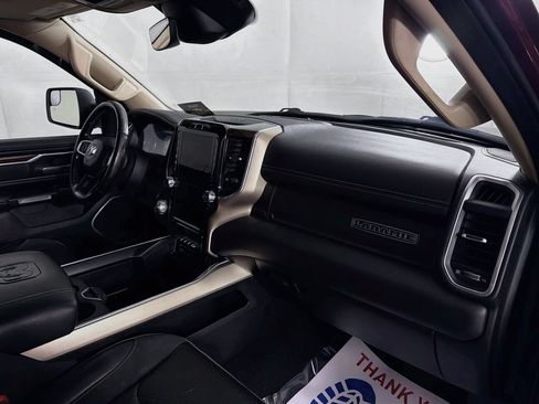 Used 2019 RAM 1500 Laramie AWD/4WD image 33