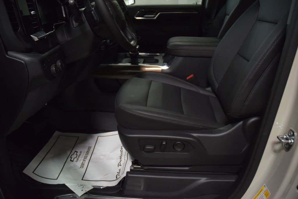 New 2026 Chevrolet Silverado 1500 RST w/ RST All Star Premium Package AWD/4WD image 40