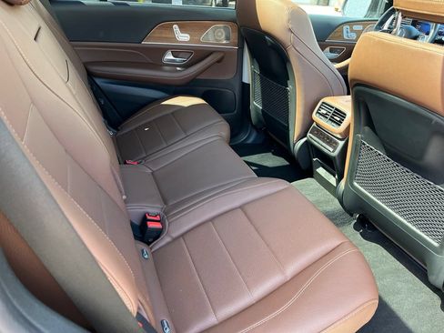 Certified 2024 Mercedes-Benz GLS 450 4MATIC image 20