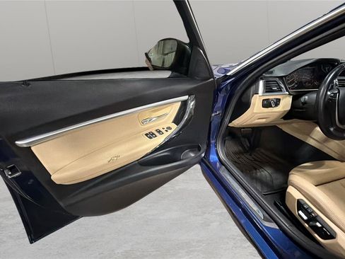 Used 2018 BMW 330i Sedan w/ Convenience Package RWD image 24