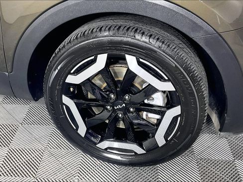 Used 2025 Kia Telluride S AWD/4WD image 12