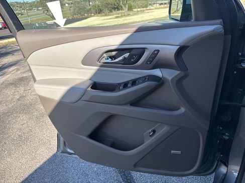 Used 2021 Chevrolet Traverse Premier w/ LPO, Floor Liner Package image 21
