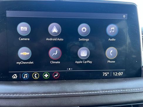 Used 2021 Chevrolet Suburban LT RWD image 29