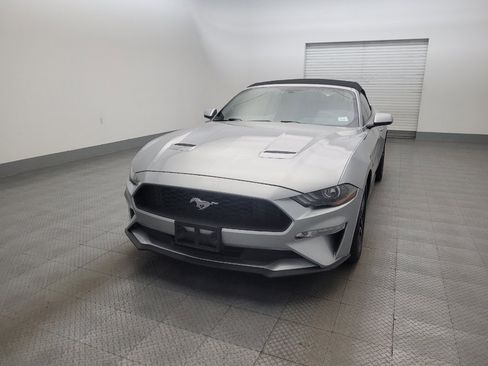 Used 2020 Ford Mustang Premium image 15
