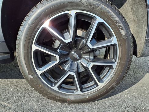 Used 2021 Chevrolet Tahoe RST AWD/4WD image 37