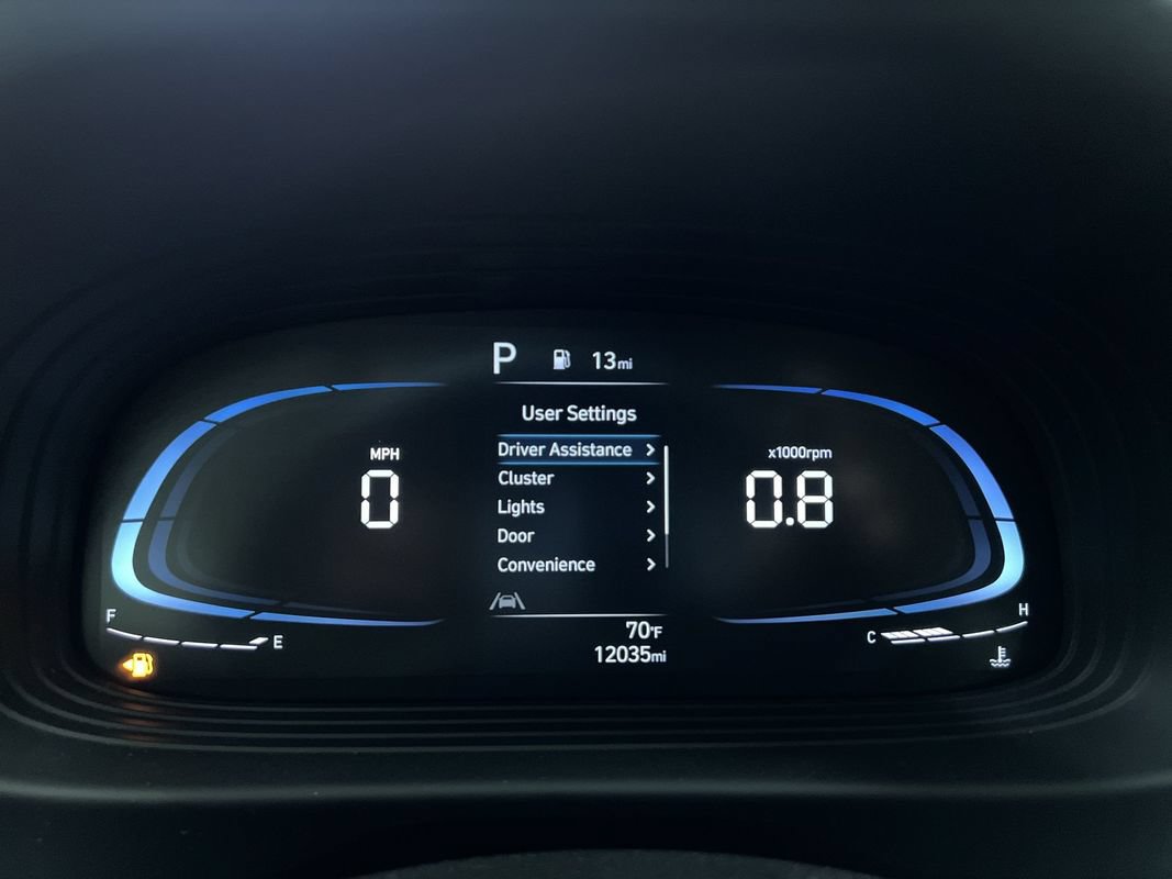 Used 2024 Hyundai Venue SEL FWD image 15