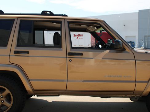 Used 1999 Jeep Cherokee Sport AWD/4WD image 40
