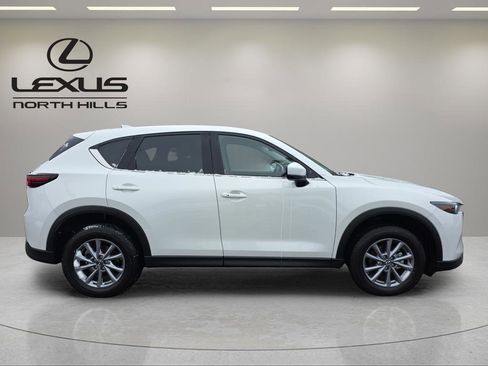 Used 2023 MAZDA CX-5 AWD 2.5 S w/ Select Package image 4