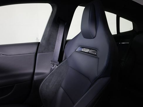 Used 2025 Tesla Model S Plaid image 40