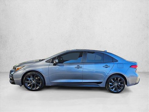 Used 2024 Toyota Corolla SE FWD image 9