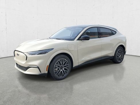 New 2026 Ford Mustang Mach-E Premium image 4