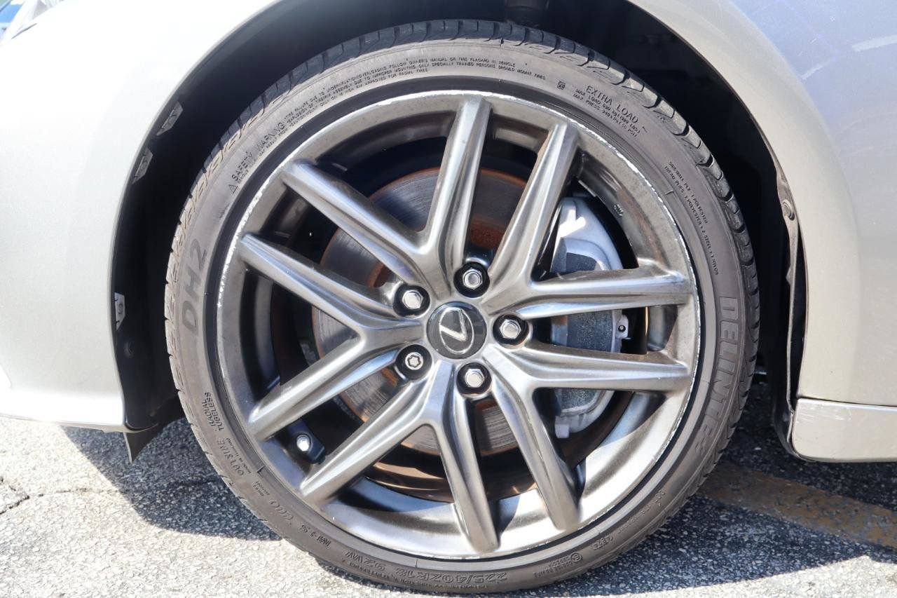 Used 2016 Lexus IS 200t w/ F Sport Package RWD image 34