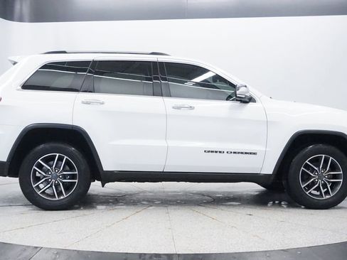 Certified 2019 Jeep Grand Cherokee Limited w/ Luxury Group II image 12