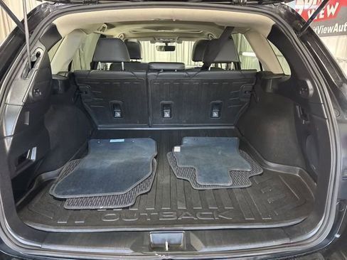 Used 2019 Subaru Outback 2.5i Limited AWD/4WD image 9